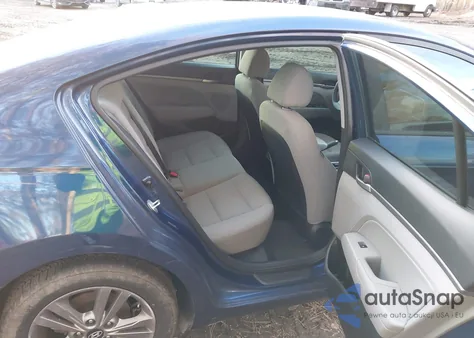 2018 Hyundai Elantra Sel из США, поврежденный, VIN 5NPD84LF2JH374521